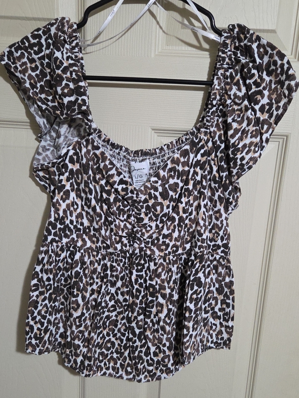 Japna Leopard Print Top in Brown & White
